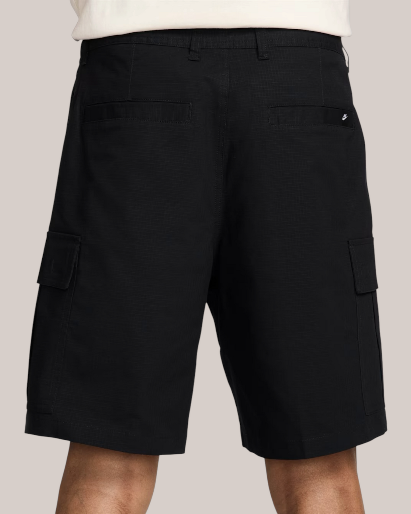 Short Cargo In Tessuto Sportswear Club Nero FN3517-010 Nike