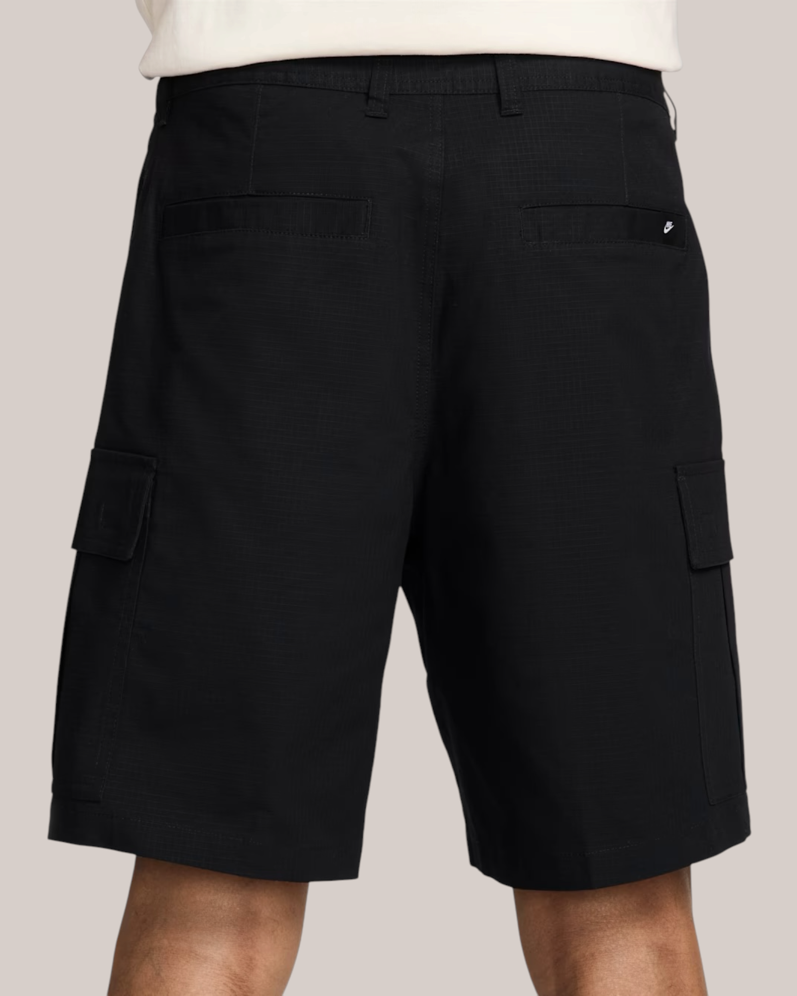 Short Cargo In Tessuto Sportswear Club Nero FN3517-010 Nike