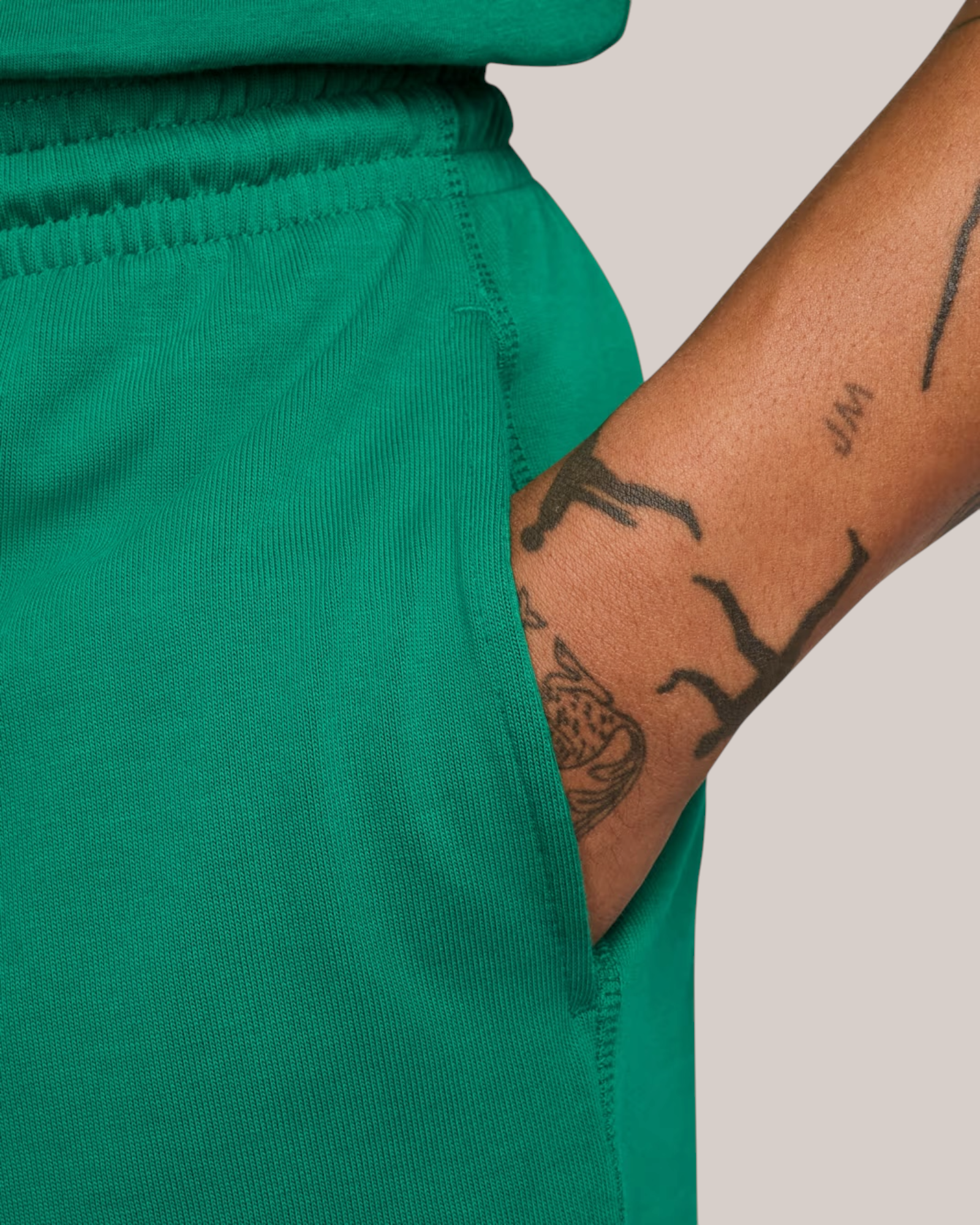 Short Garzato In French Terry Club Sportswear Malachite FQ4359-365 Nike