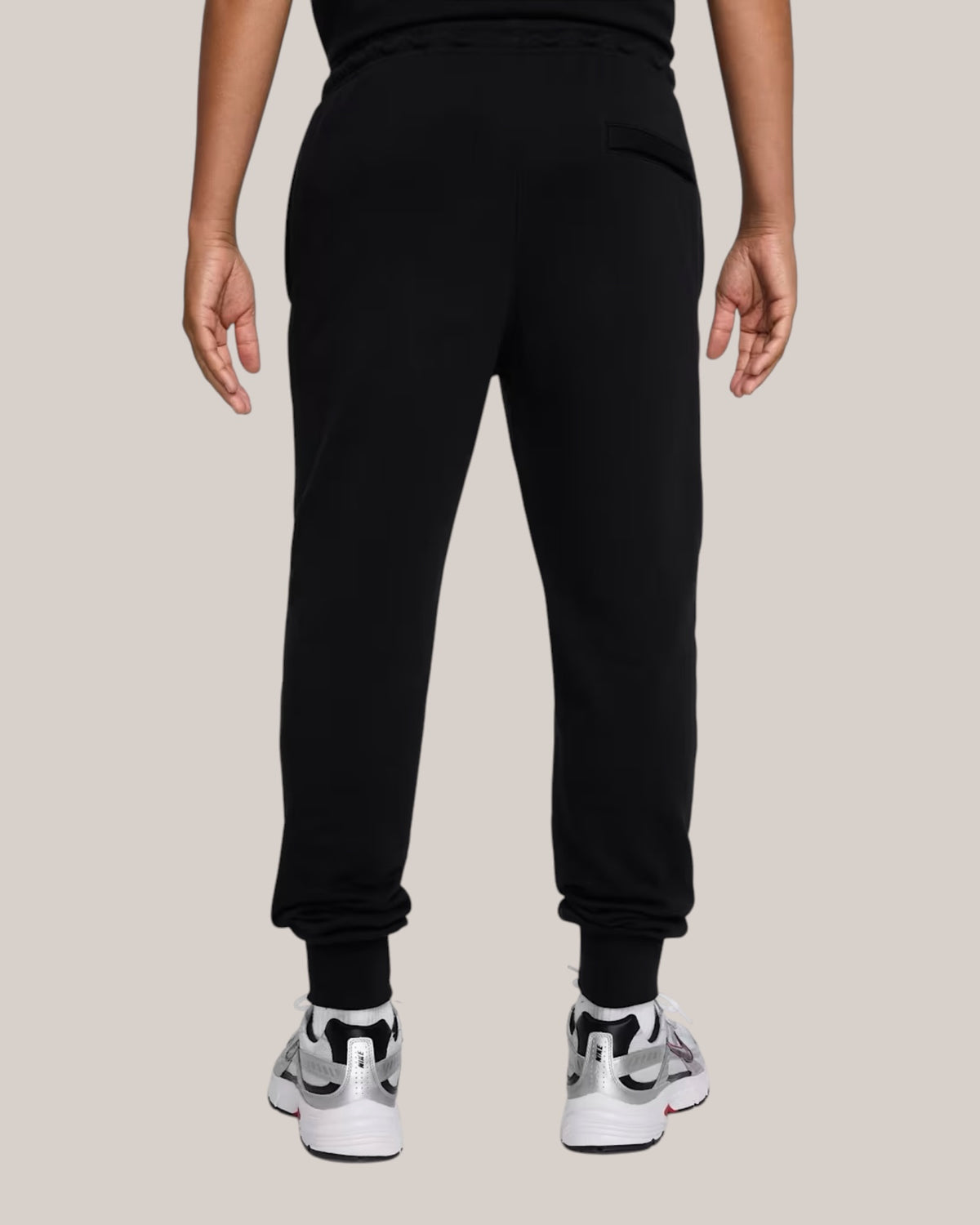 Nike Club Jogginghose Herren Schwarz/Schwarz/Weiß FN3801-010