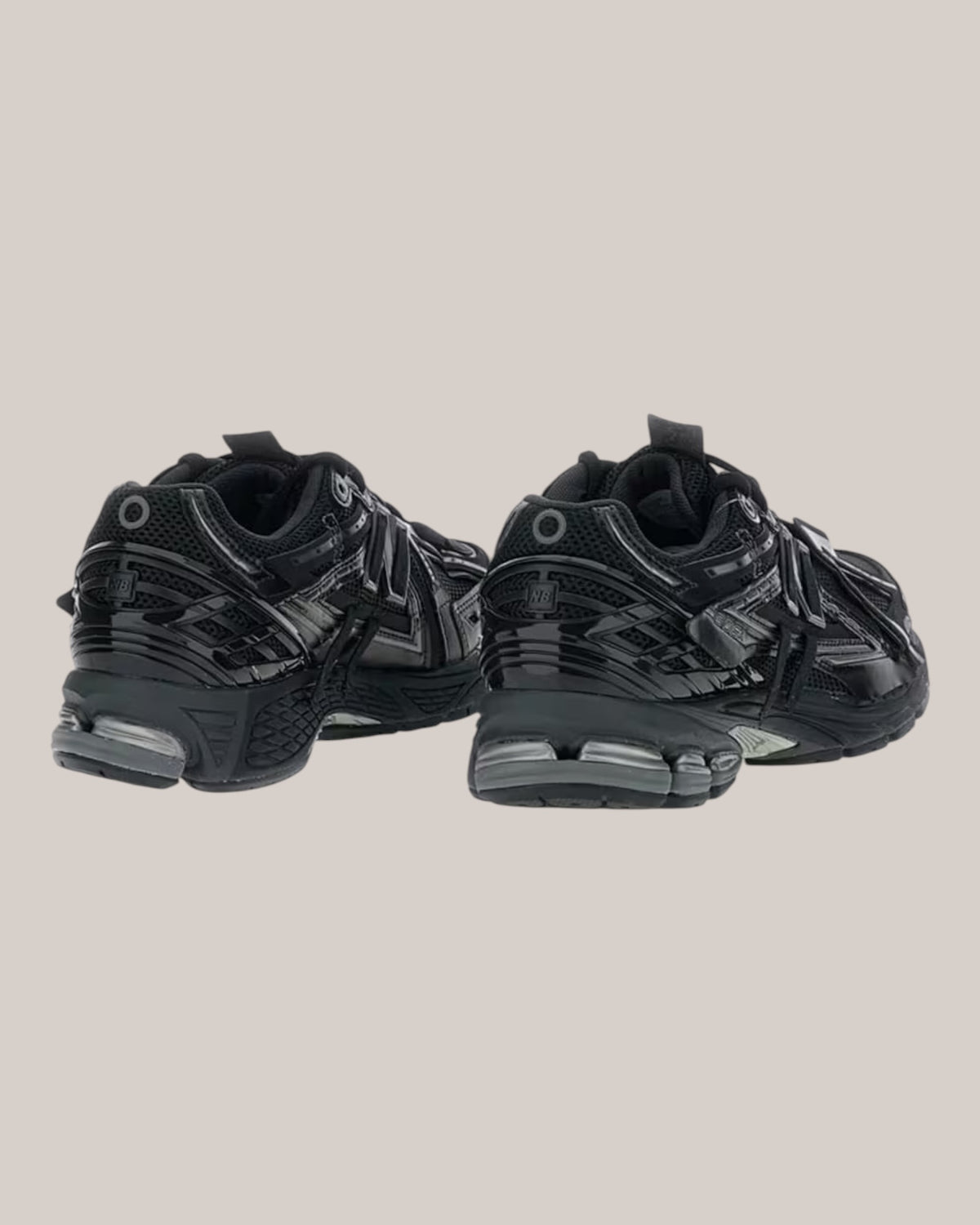 New Balance Sneakers Black/Dark Silver Metallic/Phantom M1906AF