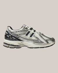 New Balance Sneakers Silver Metallic/White/Sea Salt M1906RER