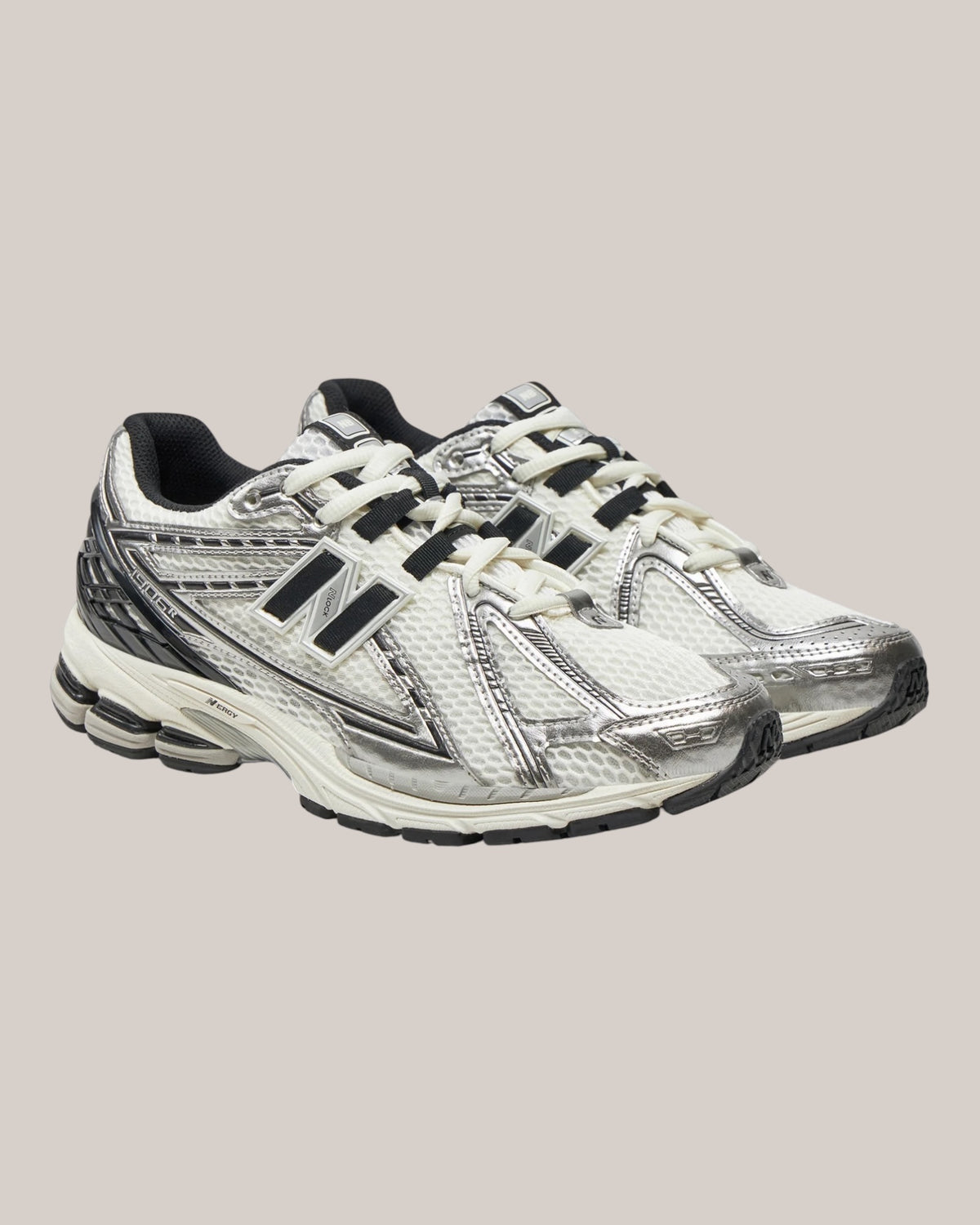 New Balance Sneakers Silver Metallic/White/Sea Salt M1906RER